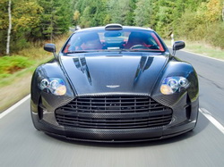 Aston Martin с тюнингом Mansory