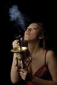 http://www.luxurynet.ru/images/stories/gastronomy/cigars/howsmocing4.jpg