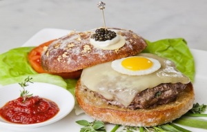 Гамбургер Le Burger Extravagant за 295 долларов от Serendipity 3