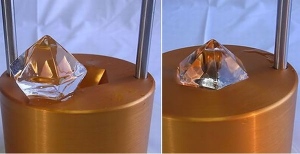 Кубики льда в форме бриллиантов: модно, стильно, практично