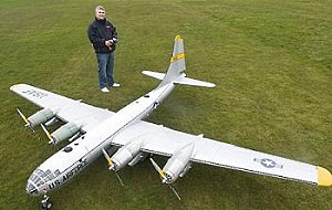 самая большая модель самолета