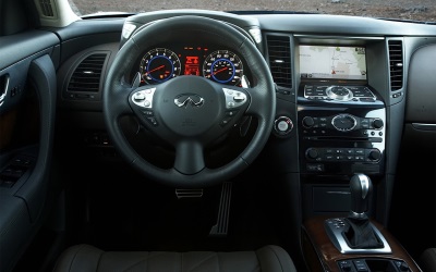 салон Infiniti FX35