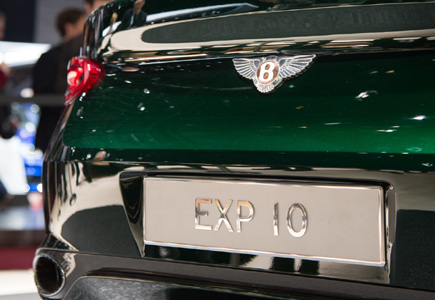 показ Bentley EXP 10 Speed 6