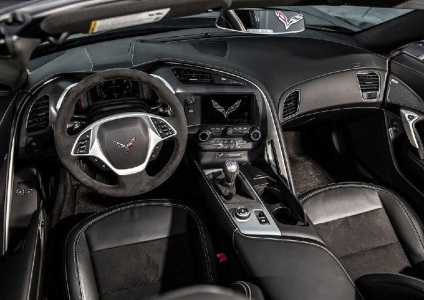 кабриолет Chevrolet Corvette C7 Stingray 2014