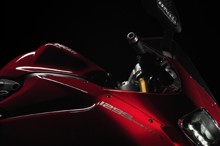 особенности Ducati Superbike 1299 Panigale S