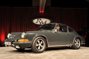 Porsche 911S 1970 года Стива Маккуина продан за 1,25 миллиона долларов