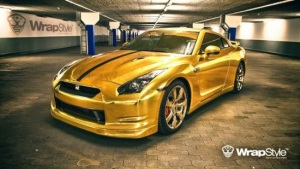 Золотой Nissan GT-R Gold от WrapStyle