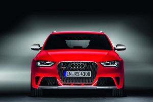 Audi показала новый RS4 Avant