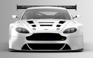 Новый гоночный Aston Martin V12 Vantage GT3