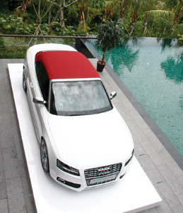 Audi продемонстрировал новые кабриолеты в Сингапуре