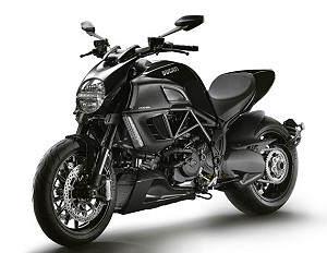 Ducati Diavel в Diamond Black: элегантный дьявол 