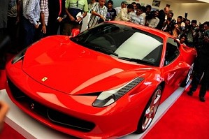 Ferrari: теперь и в Индии