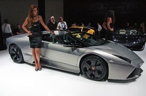 Lamborghini продемонстрировал во Франкфурте долгожданный Reventon Roadster