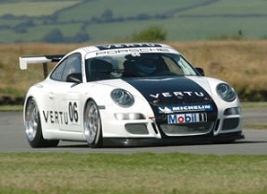 Porsche продемонстрировал обновленный спорткар 911 GT3 Cup