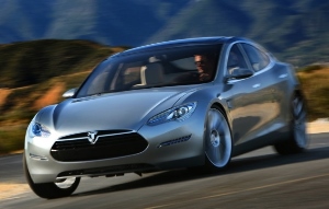Tesla продемонстрировала новый Model S в движении