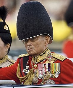 Болезнь короля Таиланда вызвала падение тайской биржи