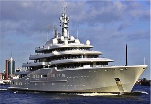 Абрамович официально стал владельцем яхты Eclipse