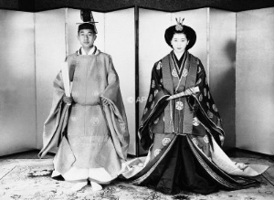 Японский император отметил золотую свадьбу