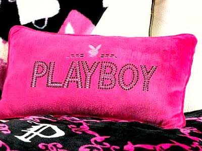 подушки Playboy в декоре