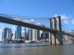 Бруклинский мост: объединяющий Нью-Йорк