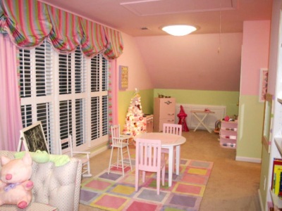 детская комната сочетание розового и зеленого