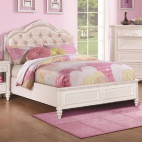 спальня в розовых цветах