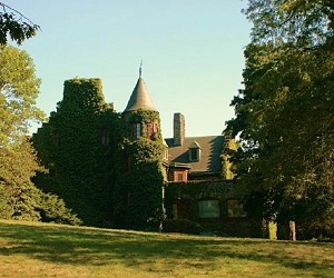 Замок Элиейзера Лорда выставлен на продажу
