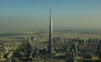 Самый высокий небоскреб мира закрылся через месяц после открытия