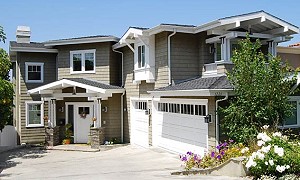Крейг Конрой продает дом в Калифорнии
