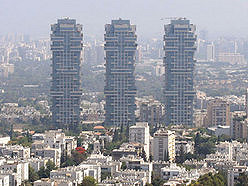 Эхуд Барак снизил цену на свою квартиру