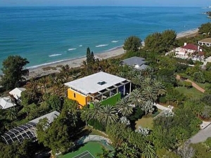 Уникальный пляжный дом во Флориде выставлен на продажу за 14,5 миллионов долларов