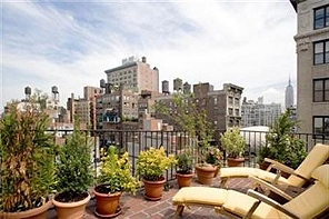Актриса Дженнифер Эспозито продает апартаменты в Нью-Йорке