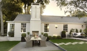 Гвинет Пэлтроу купила «Дом Виндзора» в Лос-Анджелесе