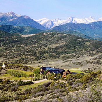 Томми Моттола продает ранчо в Колорадо